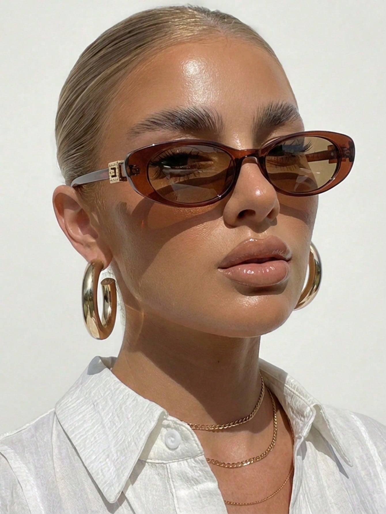 Street Fashion Essentials - 1pair Women Plastic Frame Casual Style